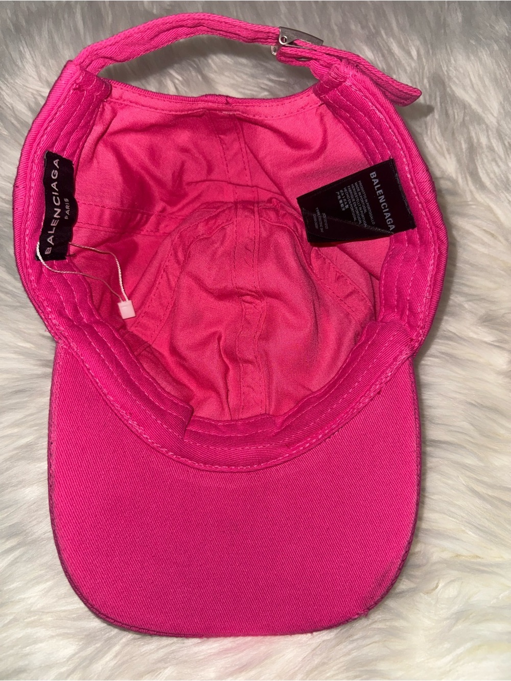 Balenciaga Hot Pink Cap with White Embroidered Logo - Picture 11 of 13